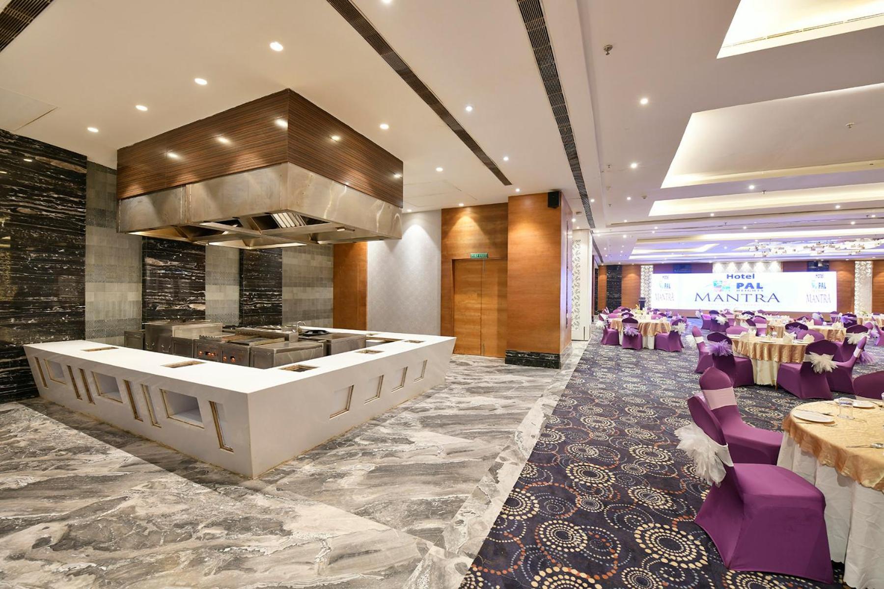 Hotel Pal Heights Mantra Bhubaneswar Zewnętrze zdjęcie