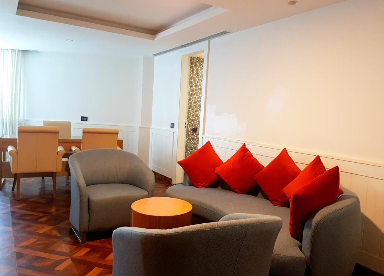 Hotel Pal Heights Mantra Bhubaneswar Zewnętrze zdjęcie