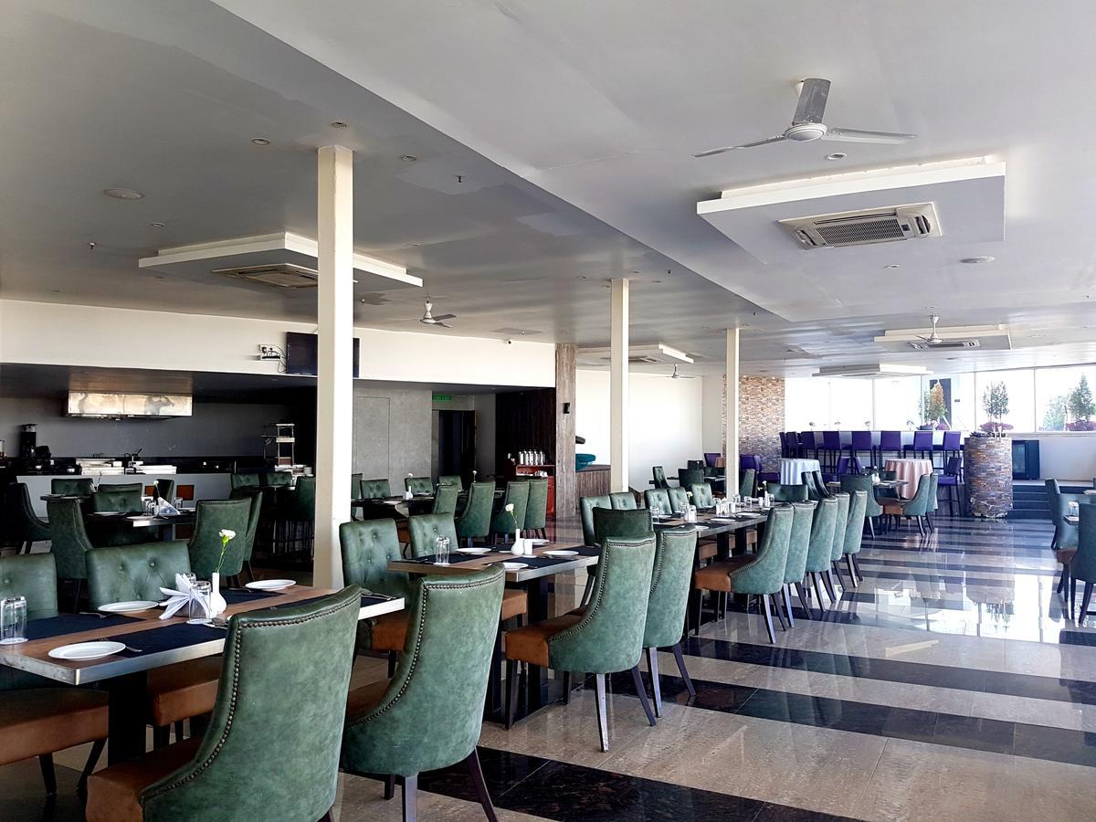 Hotel Pal Heights Mantra Bhubaneswar Zewnętrze zdjęcie